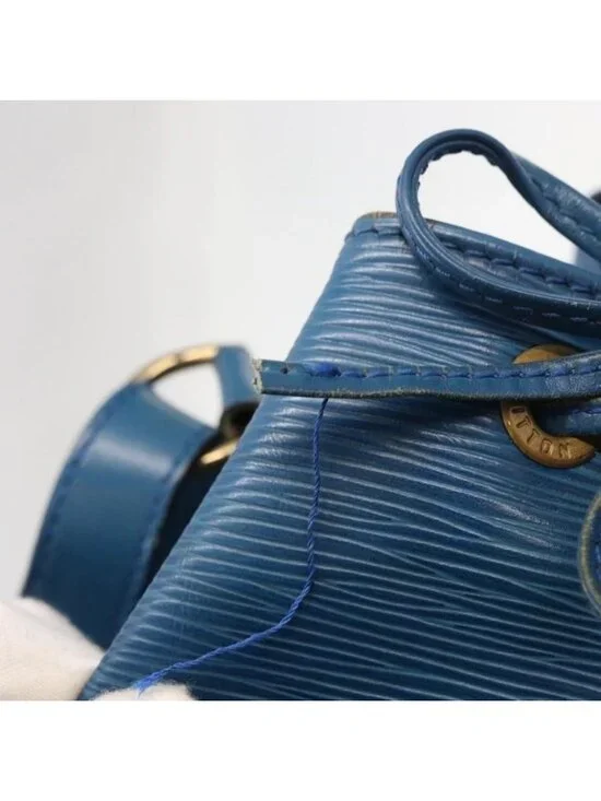 Authentic LOUIS VUITTON Epi Petit Noe Shoulder Bag Blue M44105 LV - Picture 16 of 16